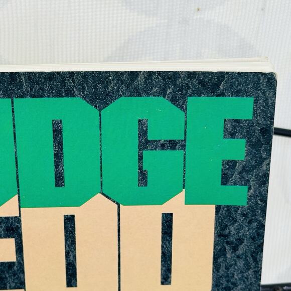 Judge Dredd Metal Fatigue Graphic Novel by John Wagner Fleetway Production 1991 - Picture 3 of 6